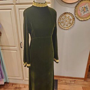 Dark Velvet Green Vintage Dress